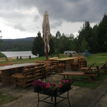 Penzion Tomy Na Plazi Hotel Фримбурк Екстериор снимка