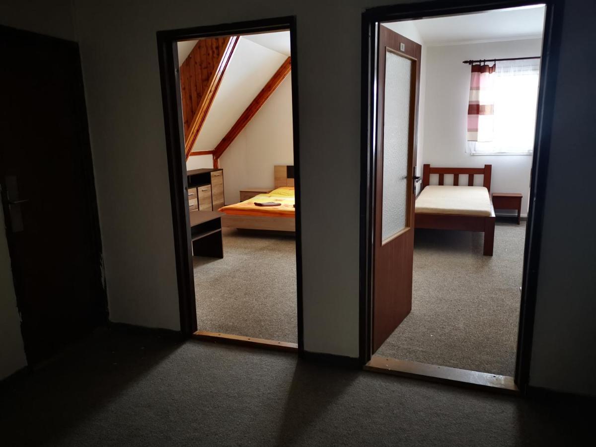Penzion Tomy Na Plazi Hotel Фримбурк Екстериор снимка
